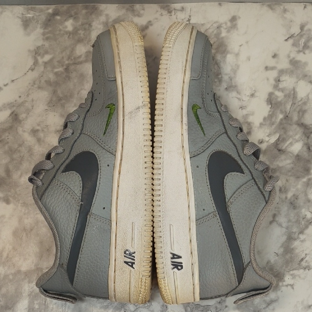 Nike Air Force 1 Low GS Light Smoke Gray Sneakers Size 4.5Y - Picture 6 of 12